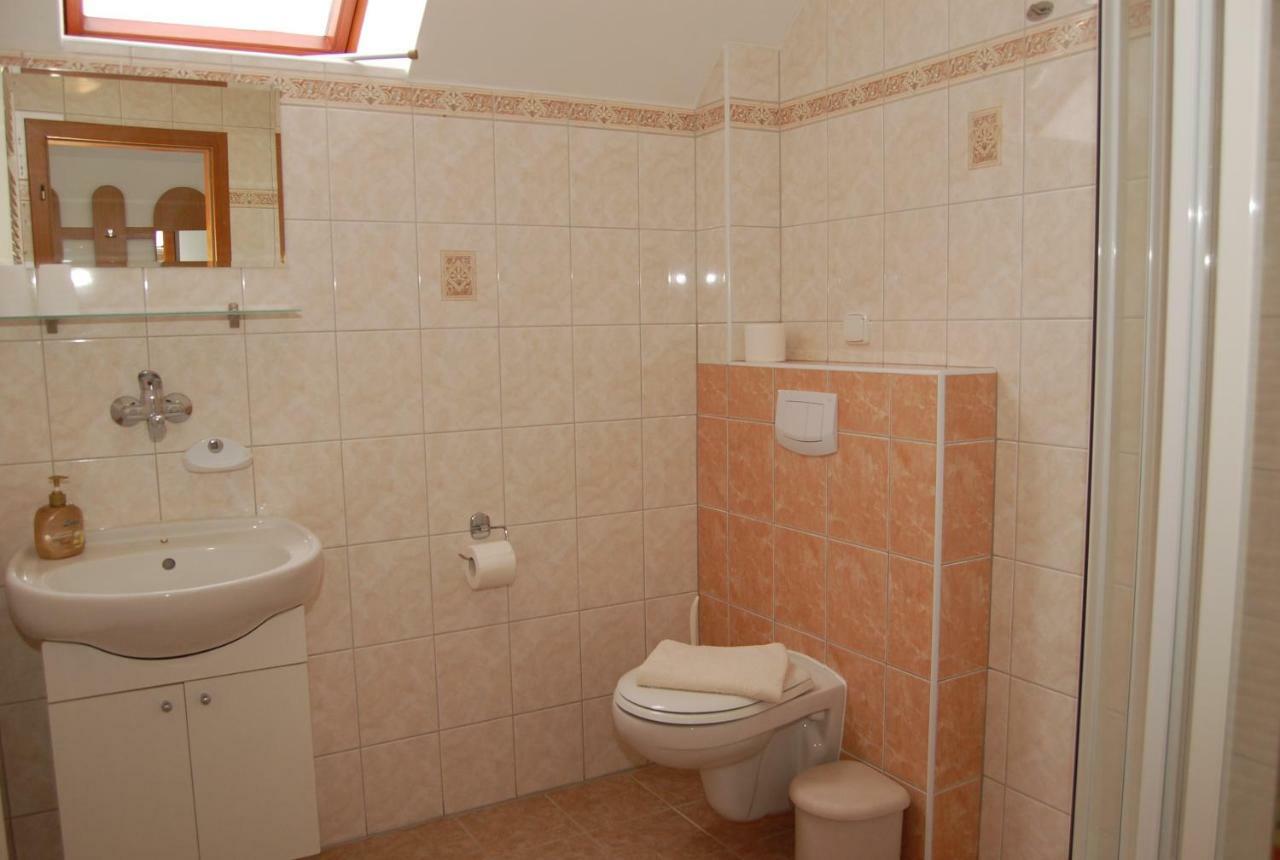 Apartmany Florian Frymburk Exteriör bild